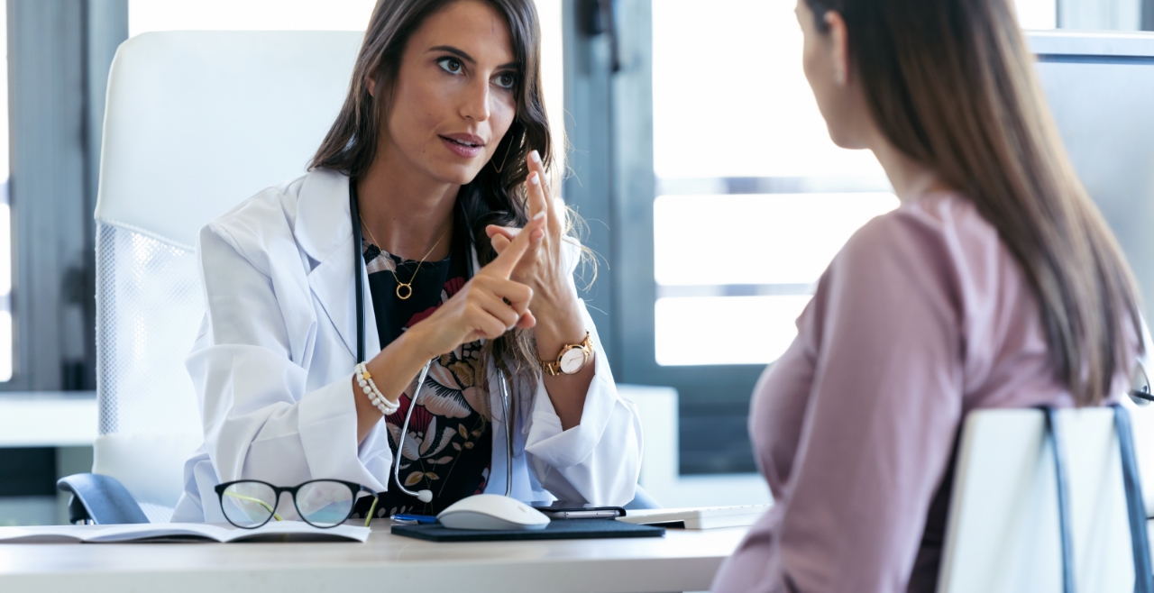 Mammografia in gravidanza: si può fare? Rischi e alternative 